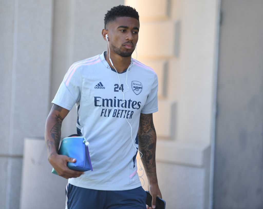 「星探」险遭外租的枪手奇兵13分钟为自己正名