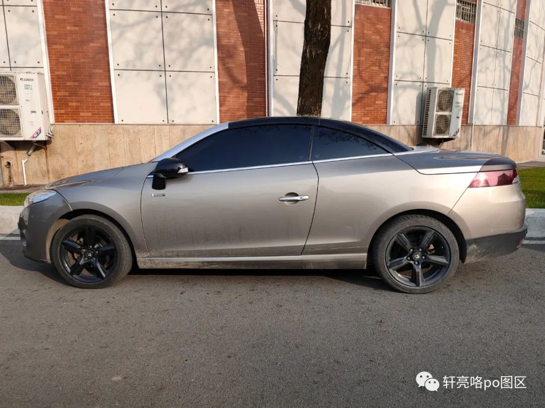 梅甘娜cc敞篷车天窗怎么开关,雷诺梅甘娜敞篷1.6