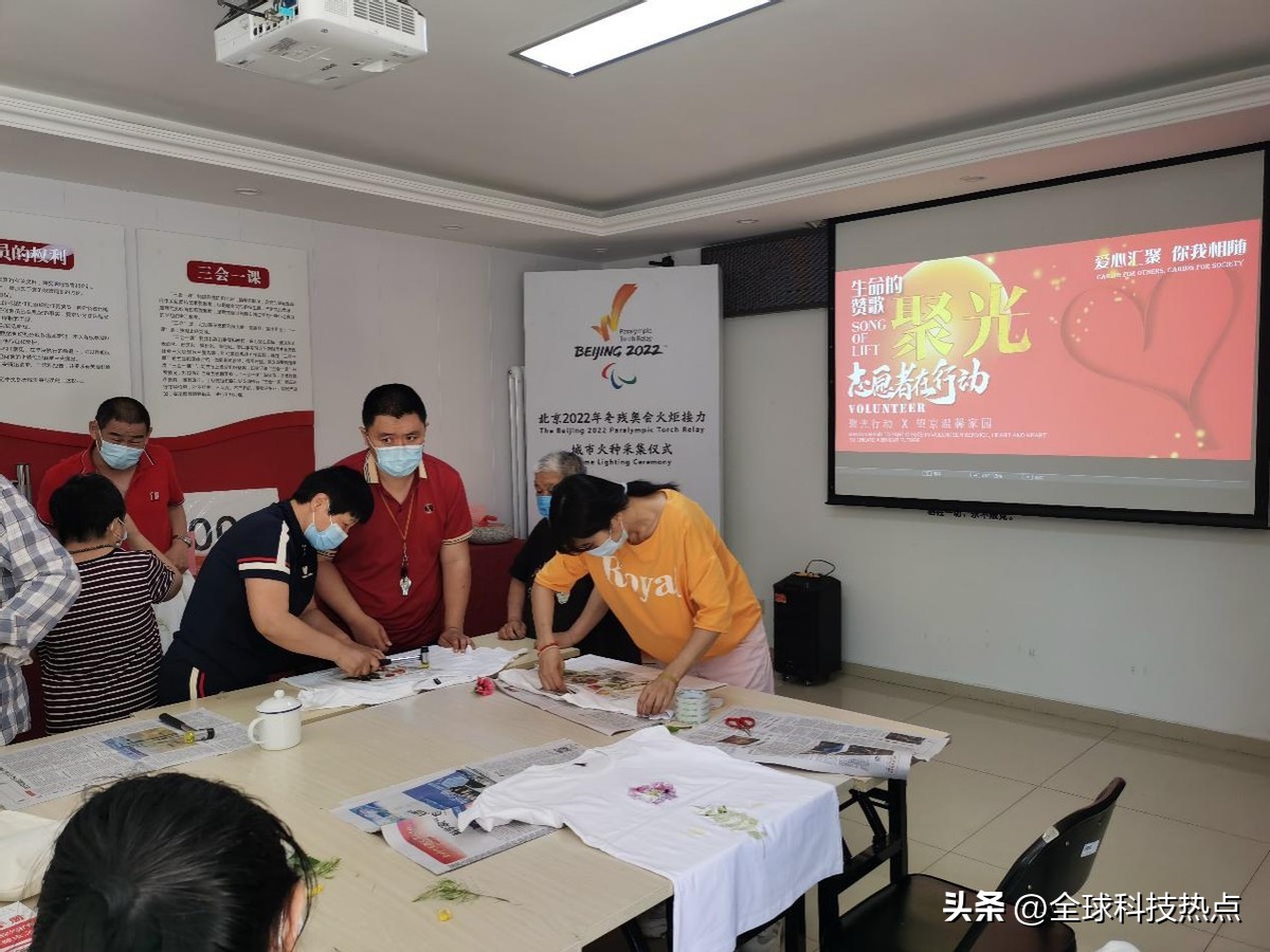 “聚心成光天下有爱”——“聚光甄选”数字化公益帮扶为爱起航