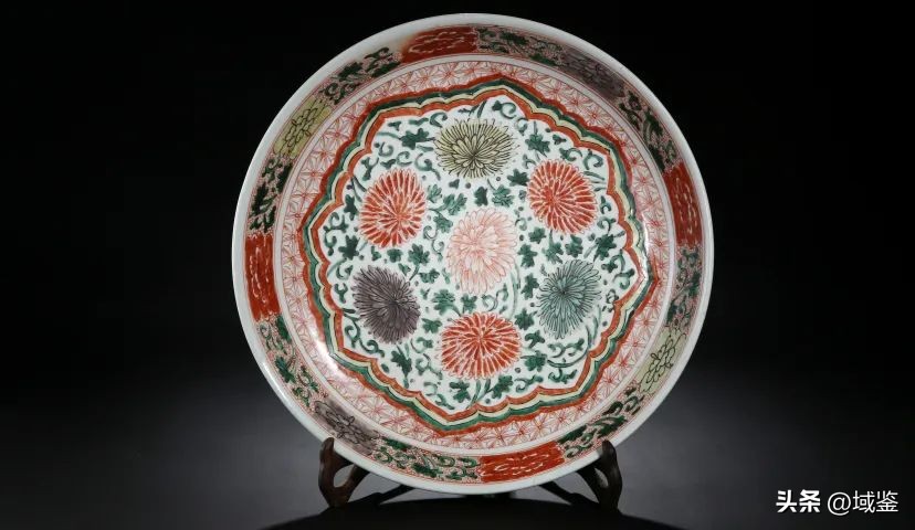 釉上五彩,釉上五彩富贵花