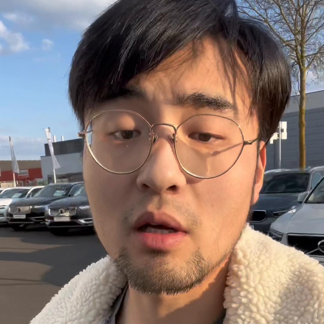 沃尔沃降价最多是哪一款车,沃尔沃价格比奔驰宝马贵