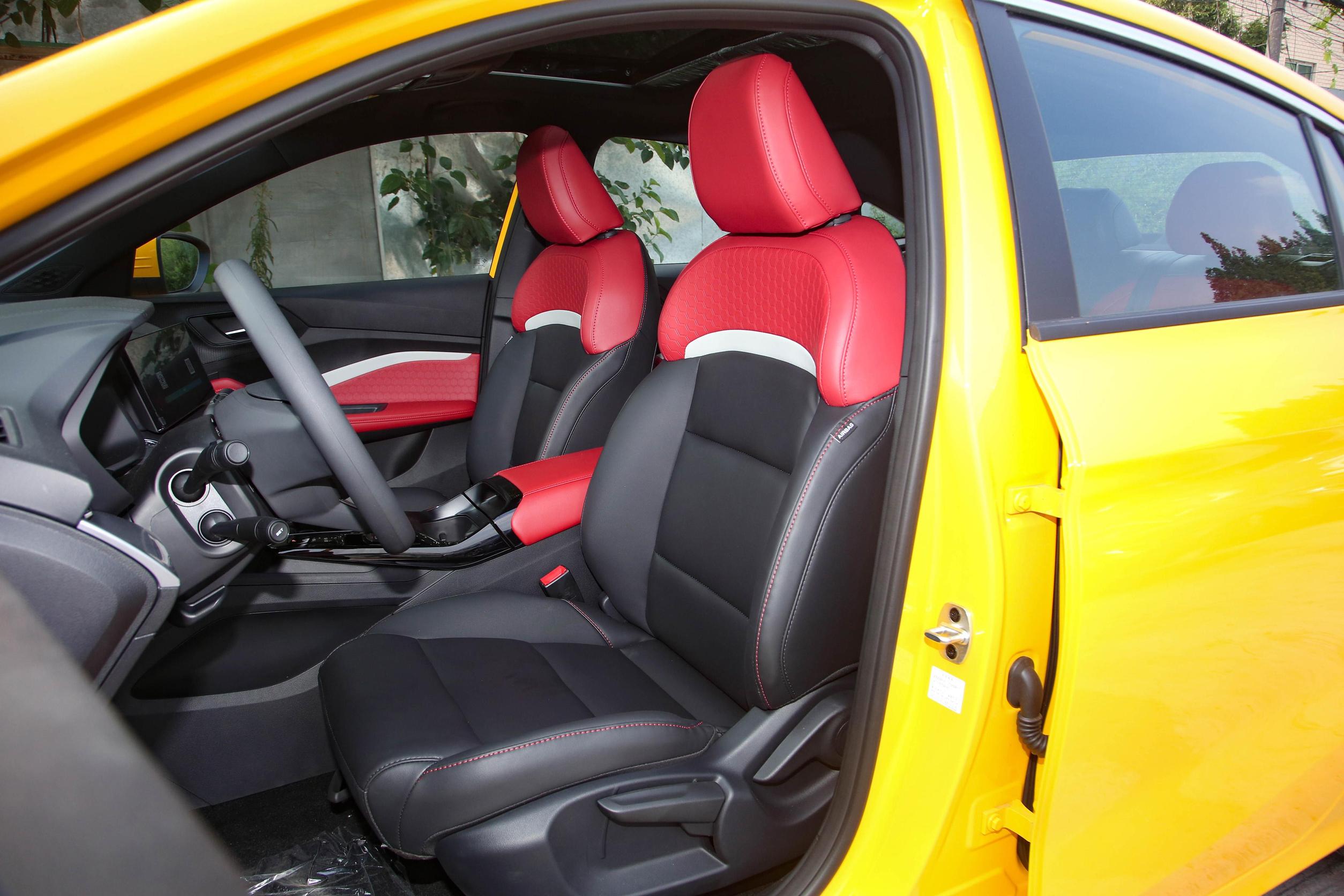 空间大10万元买这几款suv有面子,中型suv怎么选不妨先看看这款车