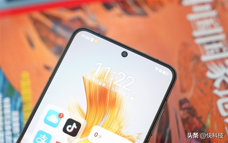 华为mate50e跟mate50哪个先上市,华为mate50和mate50e买哪个好