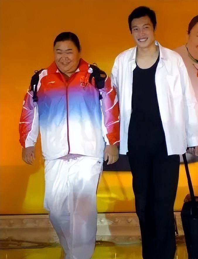 中国举重冠军唐功红简历,举重冠军唐功红比赛全过程