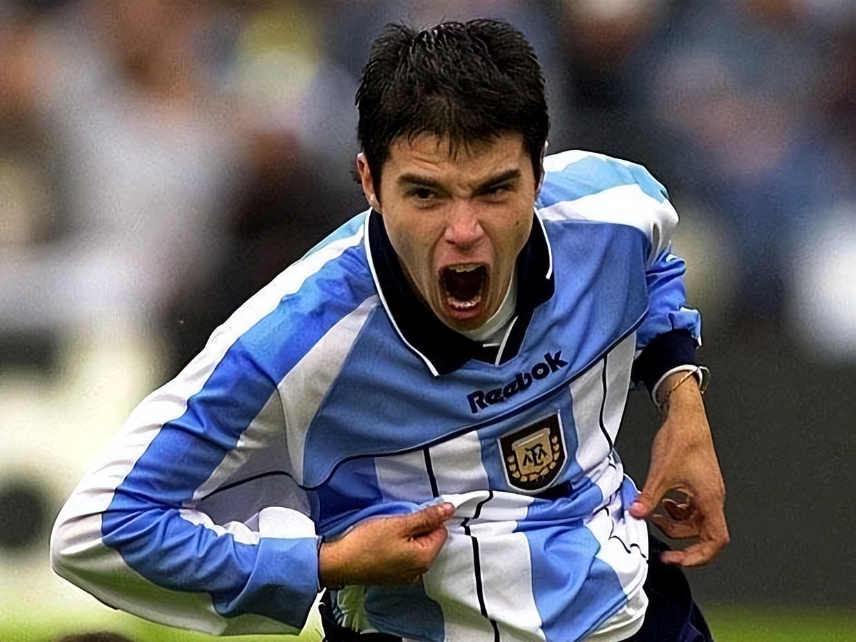 梅西还未出世之时，马拉多纳曾经评论了三个传说中的接班人