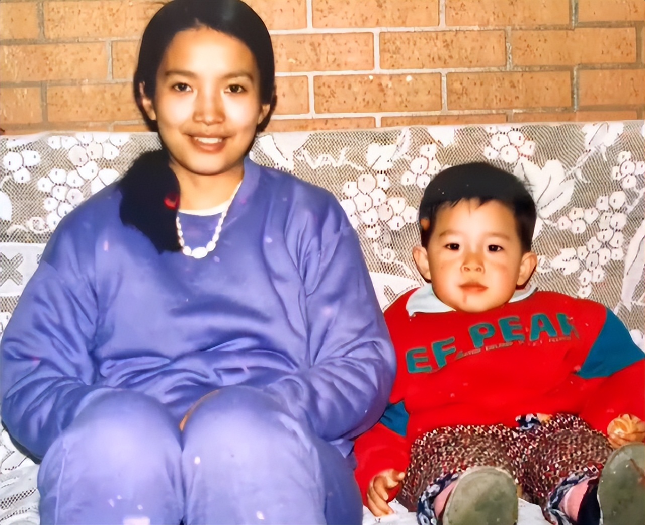 吕丽萍和孙爱英见面,孙丽英吕丽萍结婚