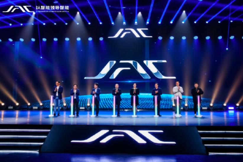 江淮新款大7座mpv瑞风,江淮瑞风商务车七座新能源