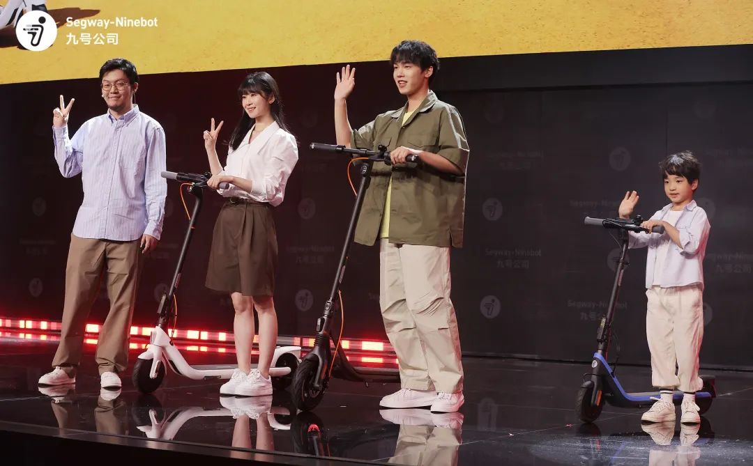 电摩e300p发布,九号电动摩托e300p