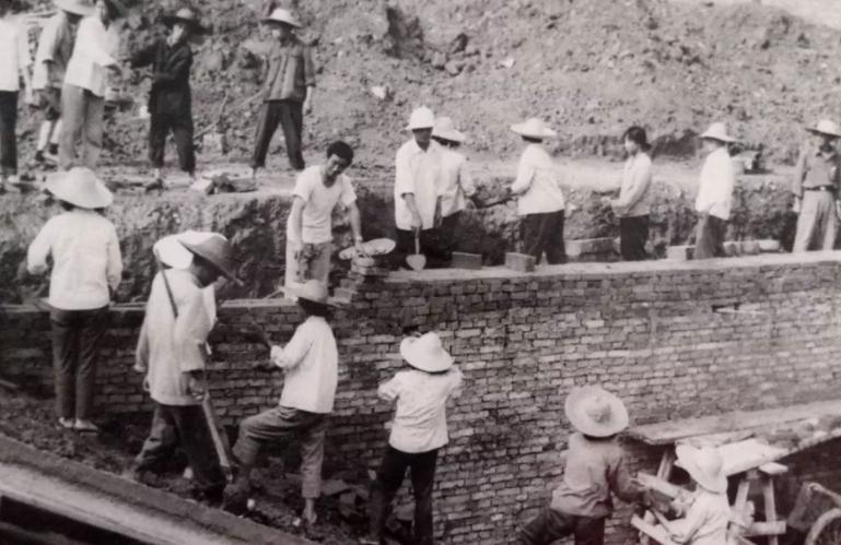 美团创始人王兴：拒绝马云邀请，4次创业失败，造就4900亿帝国