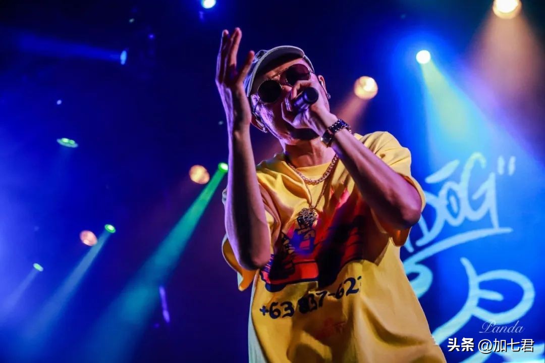 热狗中国说唱巅峰,热狗中国说唱巅峰对决穿搭