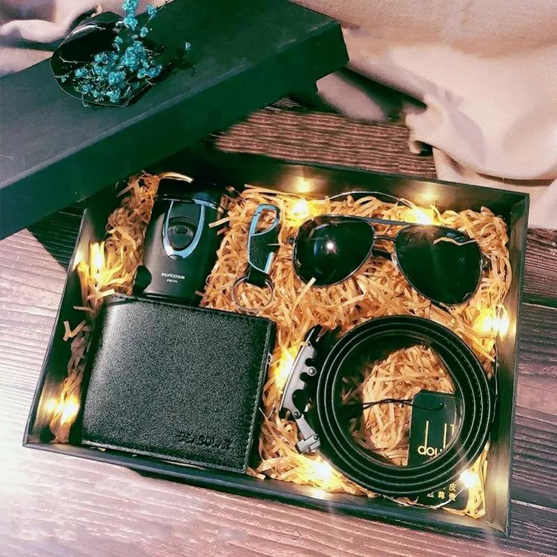 给30岁男人送什么礼物最好,男性朋友30岁送什么礼物比较好