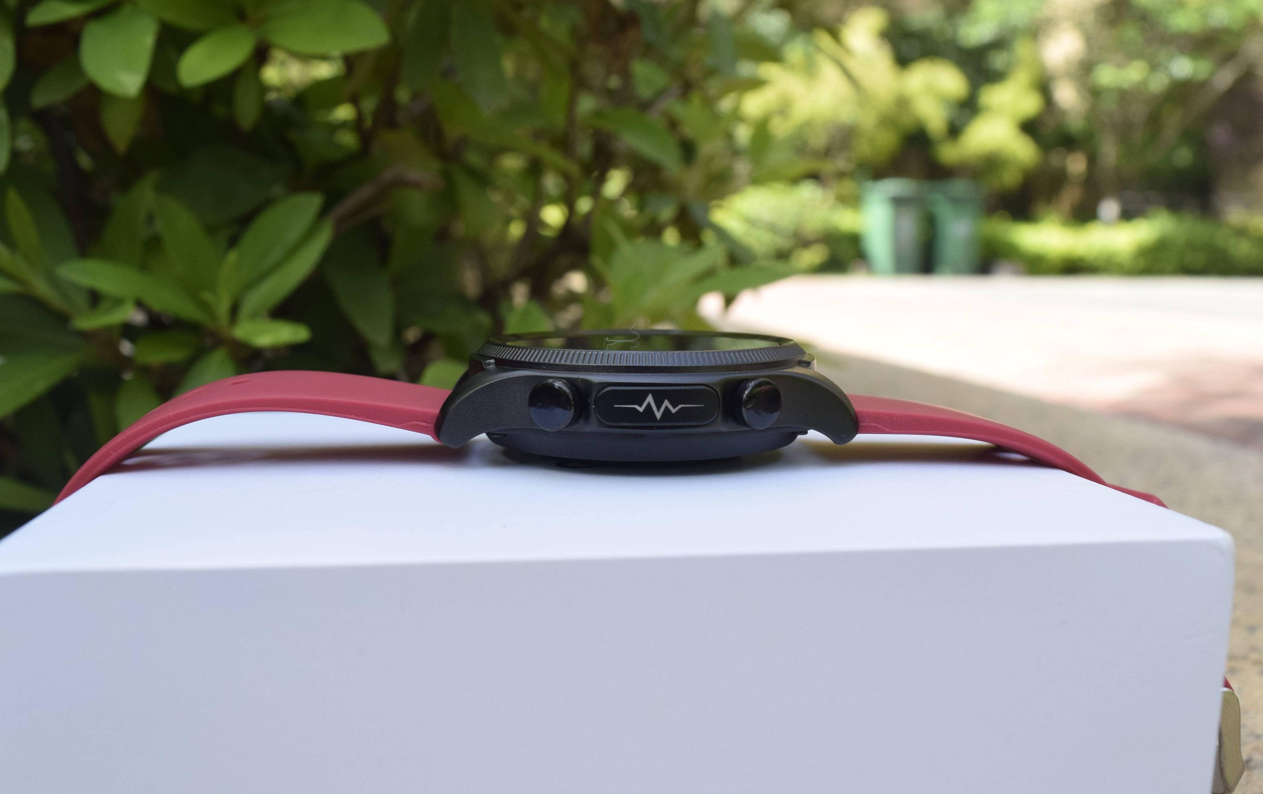 didoe55s智能健康监测手表,给父母最好的礼物