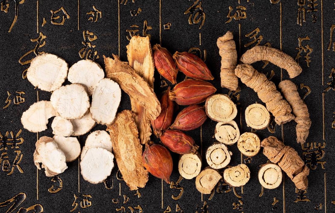 子宫腺肌症吃哪种药能缓解疼痛,子宫腺肌症疼痛难忍吃什么药