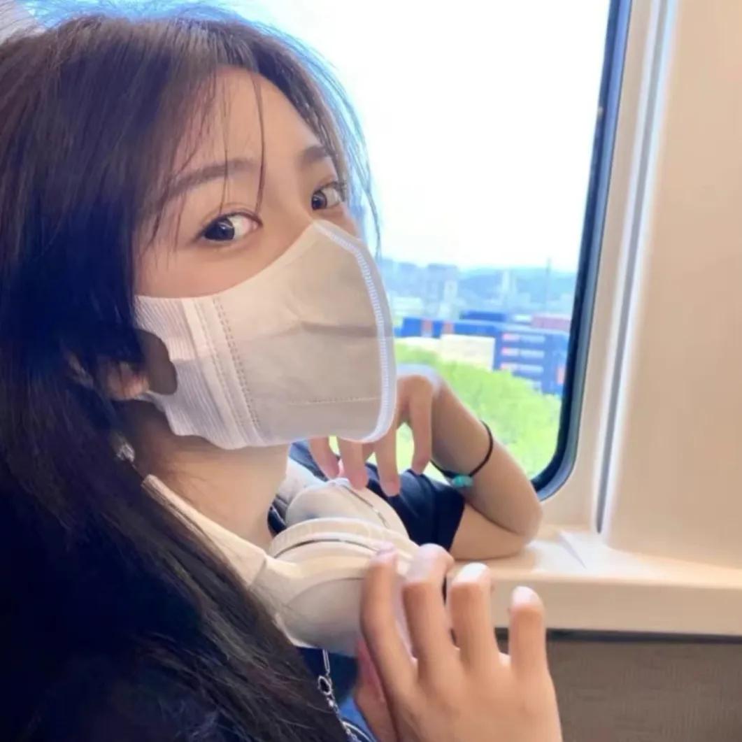 口罩女头小众好看,很火口罩女头