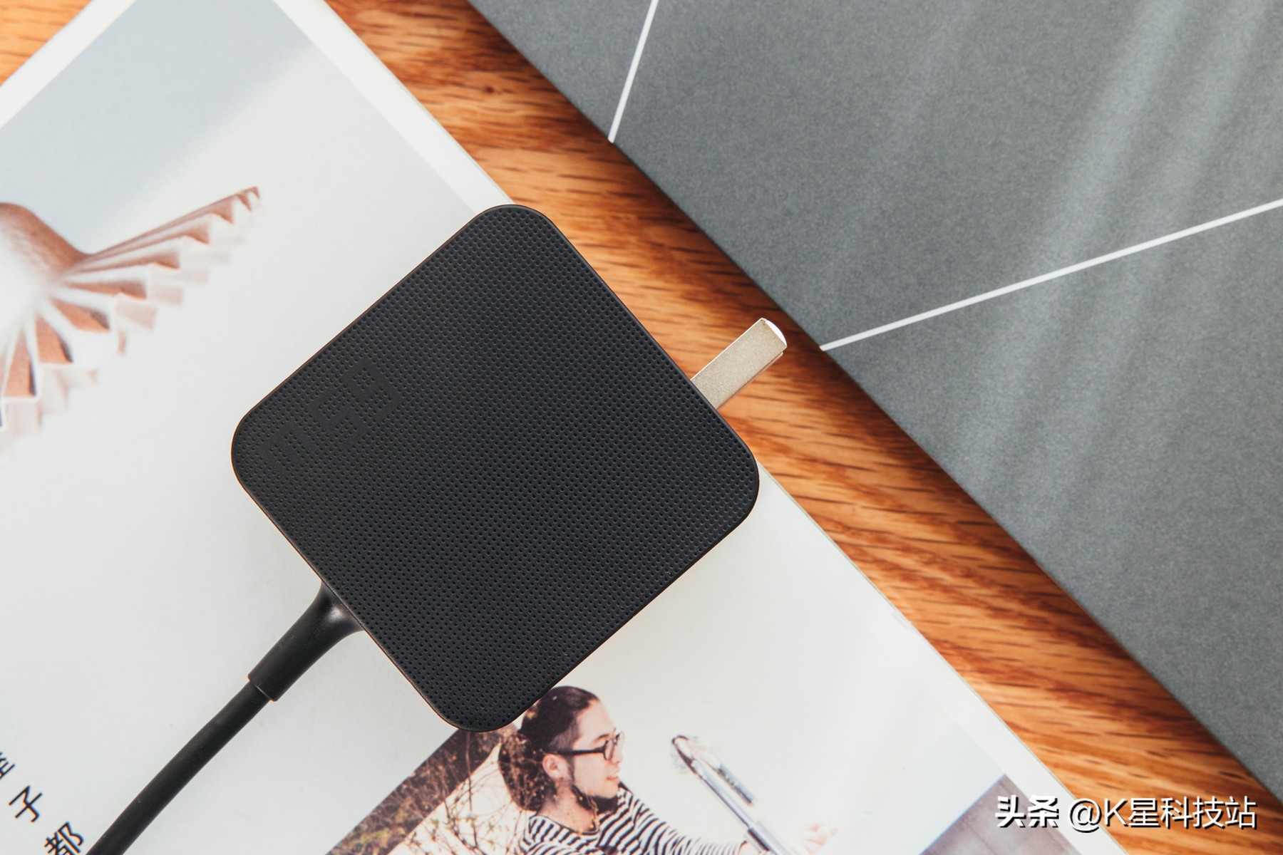 华硕灵耀x13轻薄本单手开合,华硕灵耀13深度评测