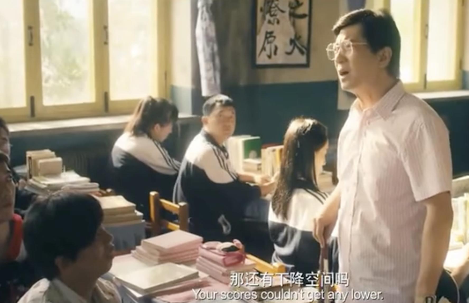 中国足球的裁判为什么争议多,中国足球职业联赛裁判