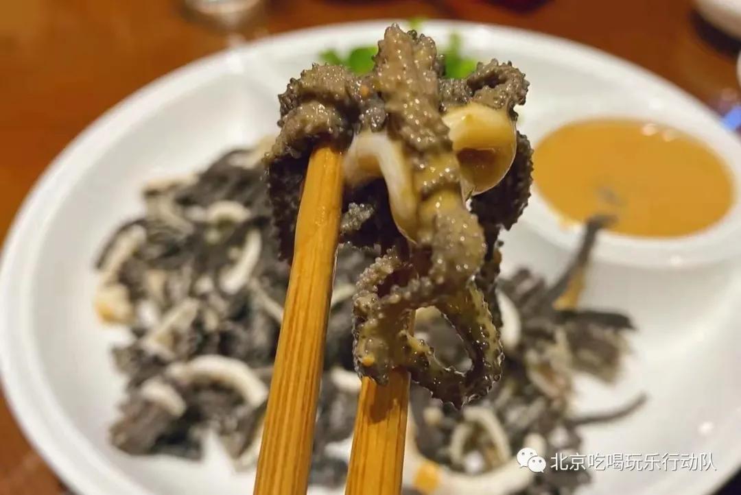 北京安贞紫霞卤煮火烧,北京人最爱的卤煮火烧你吃过吗