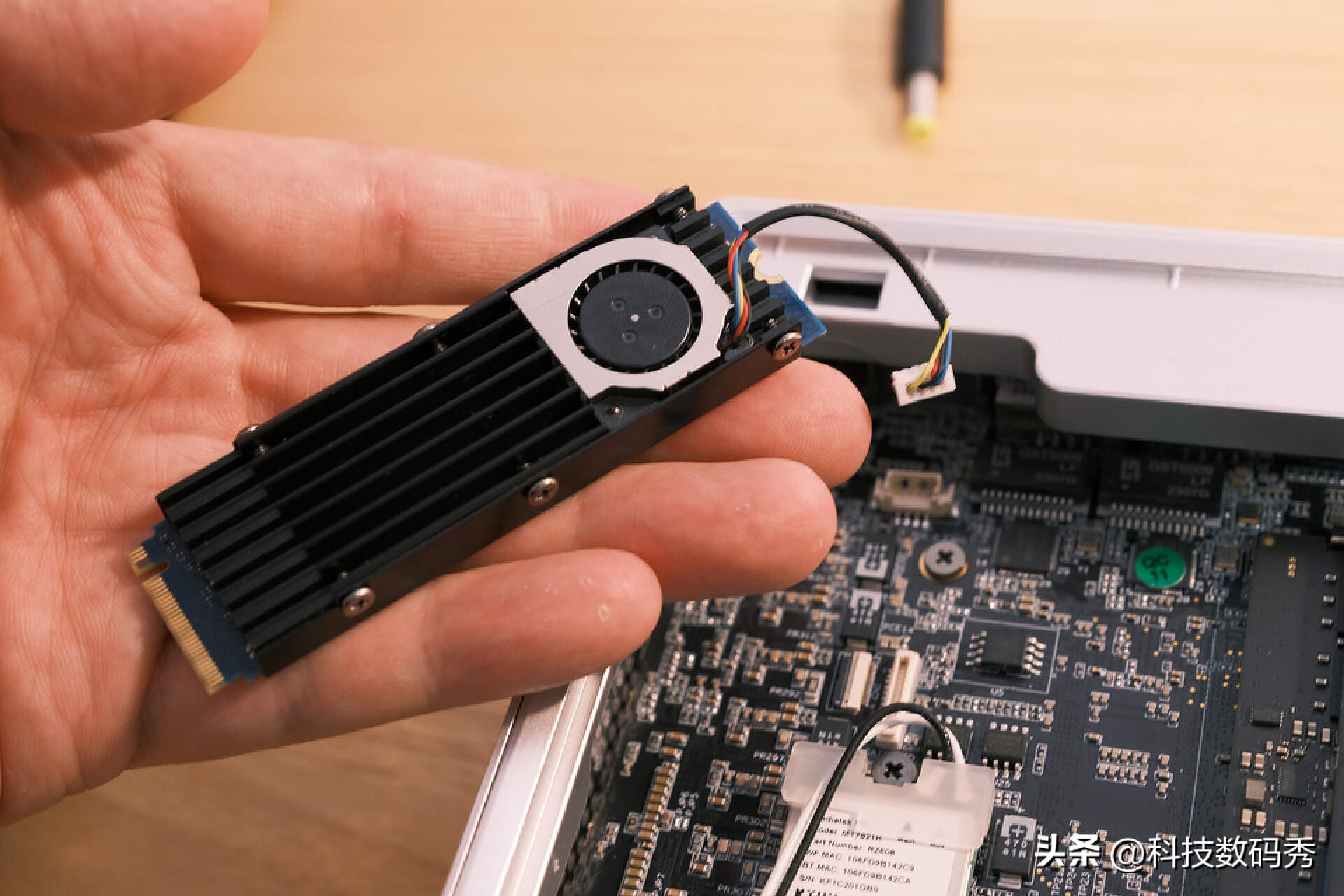 铭凡NPB7英特尔i7-13700H迷你主机测评，看看它到底值不值得买