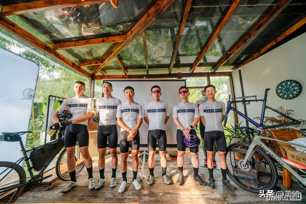 迪卡侬新款公路车发布会,迪卡侬公路车测评