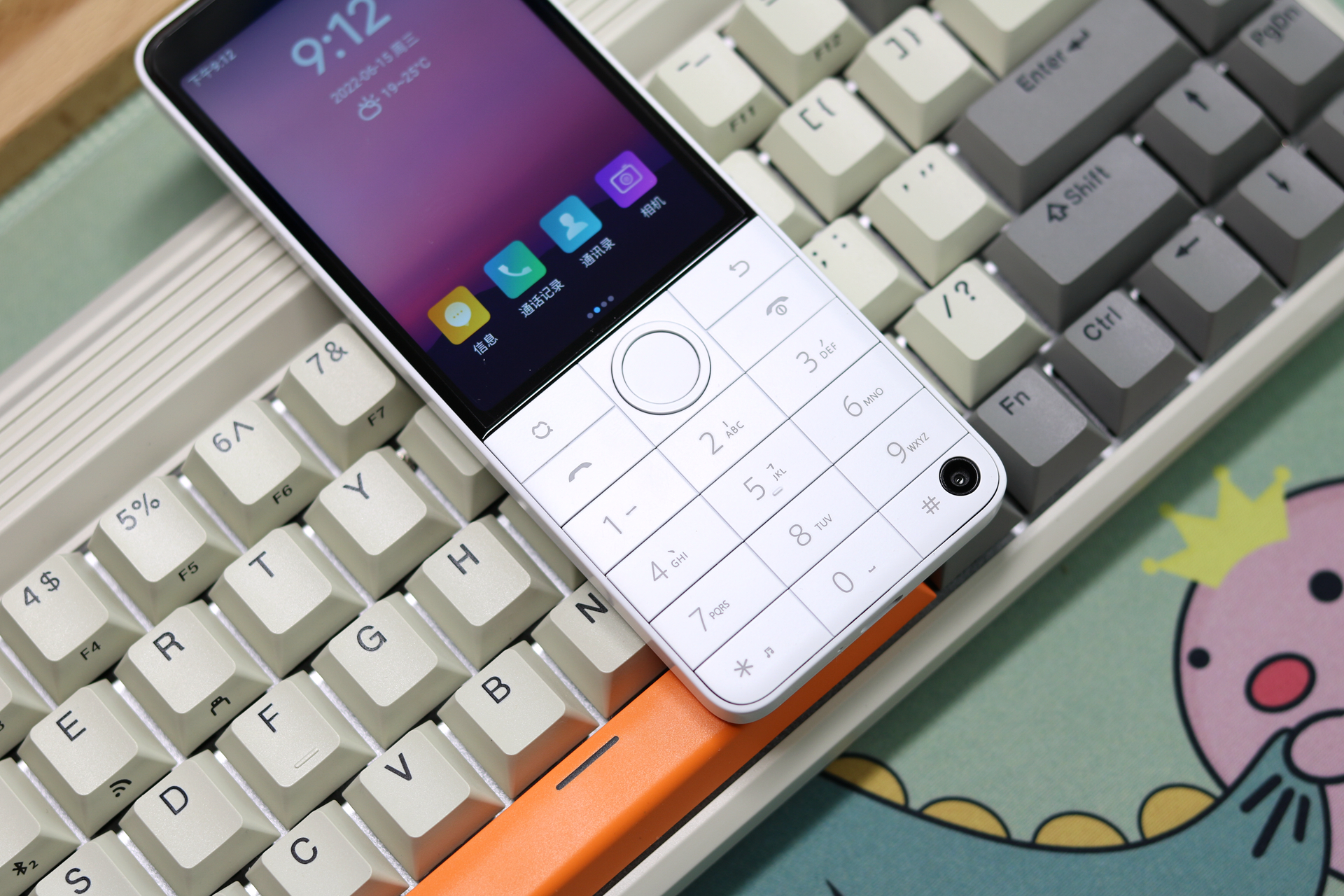 多亲手机f22pro价格,多亲f22pro手机的配置