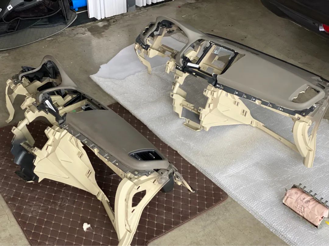 09天籁全车翻新整改多少钱,日产天籁自己撞烂了维修多少钱