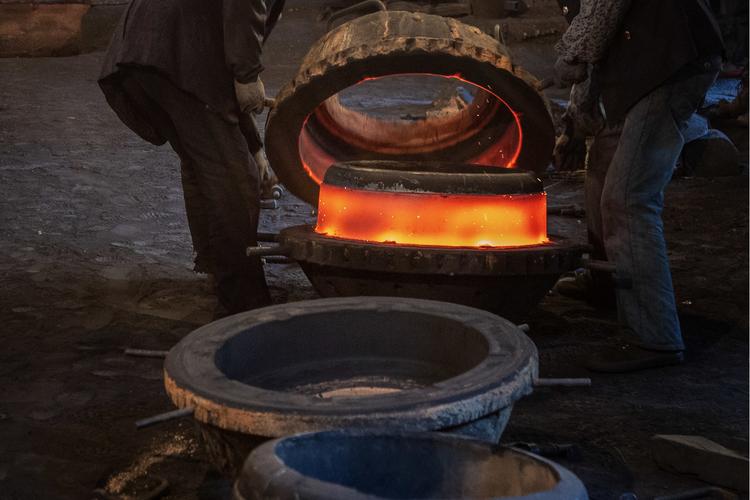 三聚氰胺藏在饭碗里教你避坑,三聚氰胺做的餐具对人体有害吗