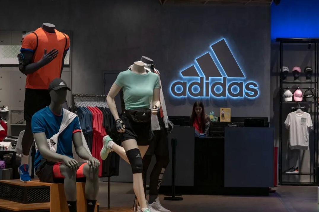 利润下跌6成!在中国败光人品后,阿迪沦为了“阿迪王”