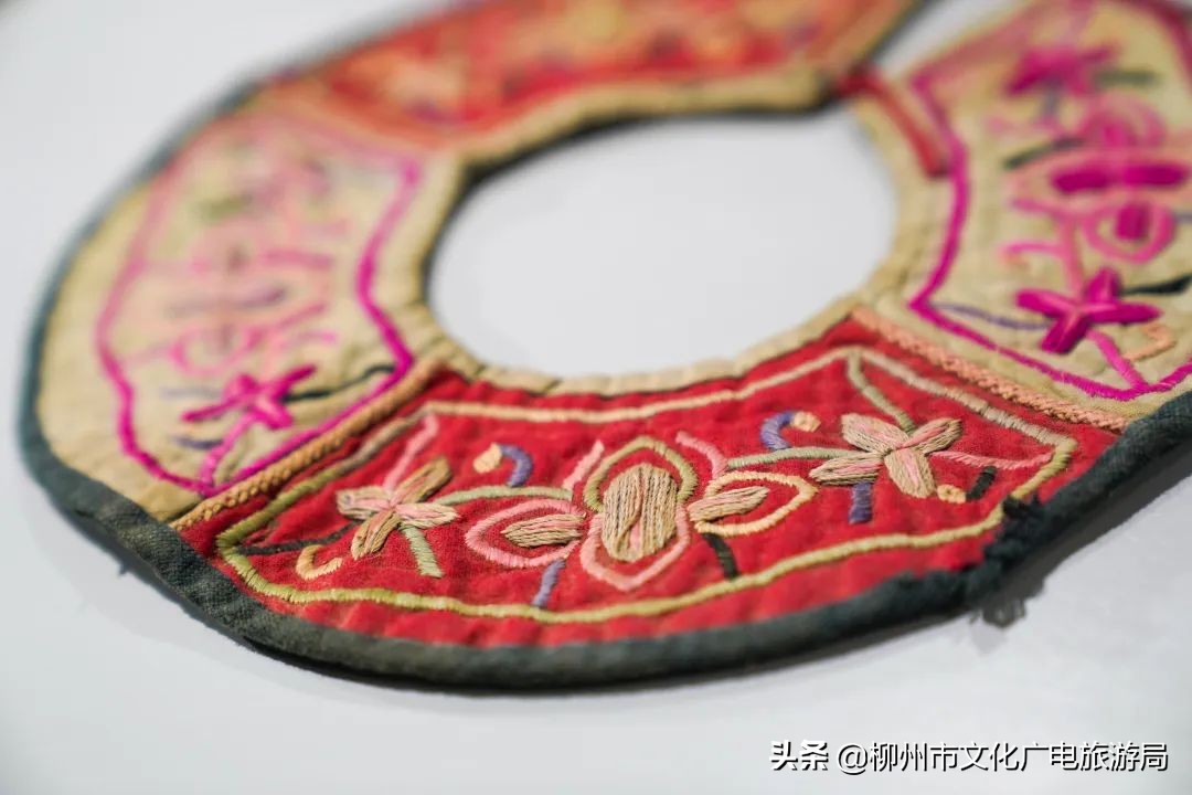 多彩童年的衣服真好看,儿童少数民族服饰