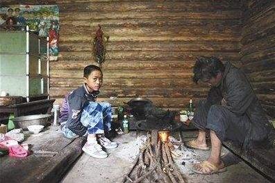 山东一位道长坚信龙真实存在，并上山寻龙16年，至今仍在山上坚持