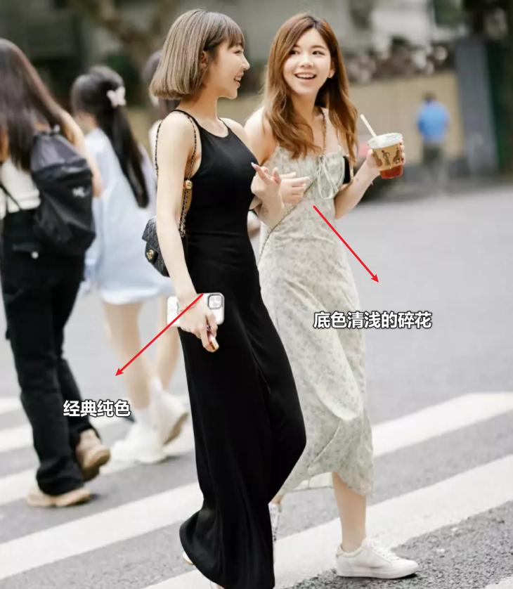 去了上海才知道有多繁华,上海街拍长裤长裙