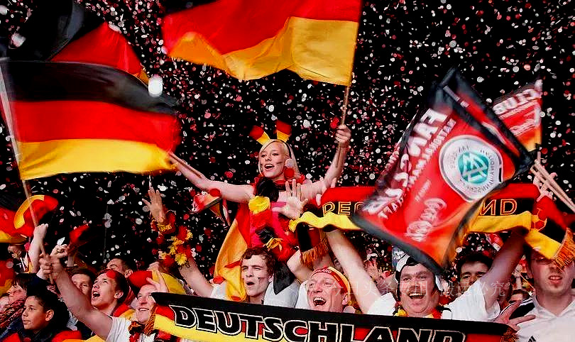 130亿美元,两德统一后东德现状