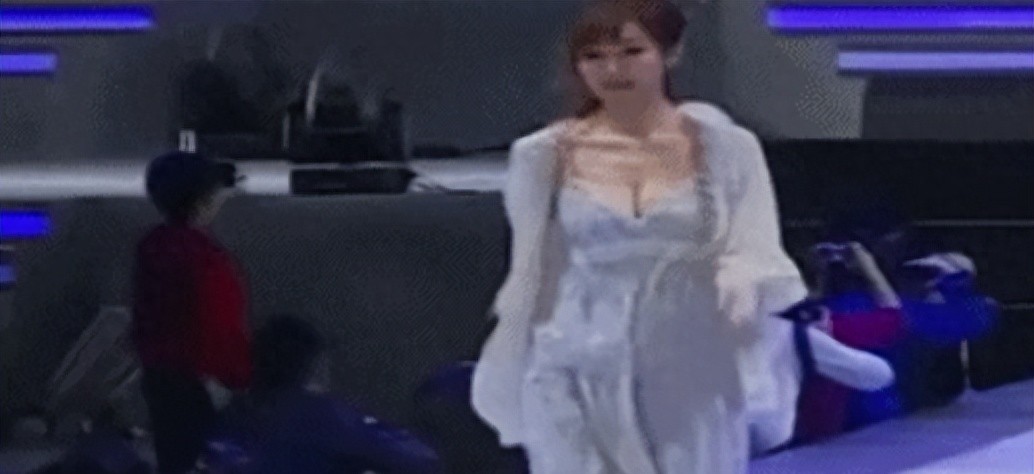 度娘的真人照片,32岁度娘现状