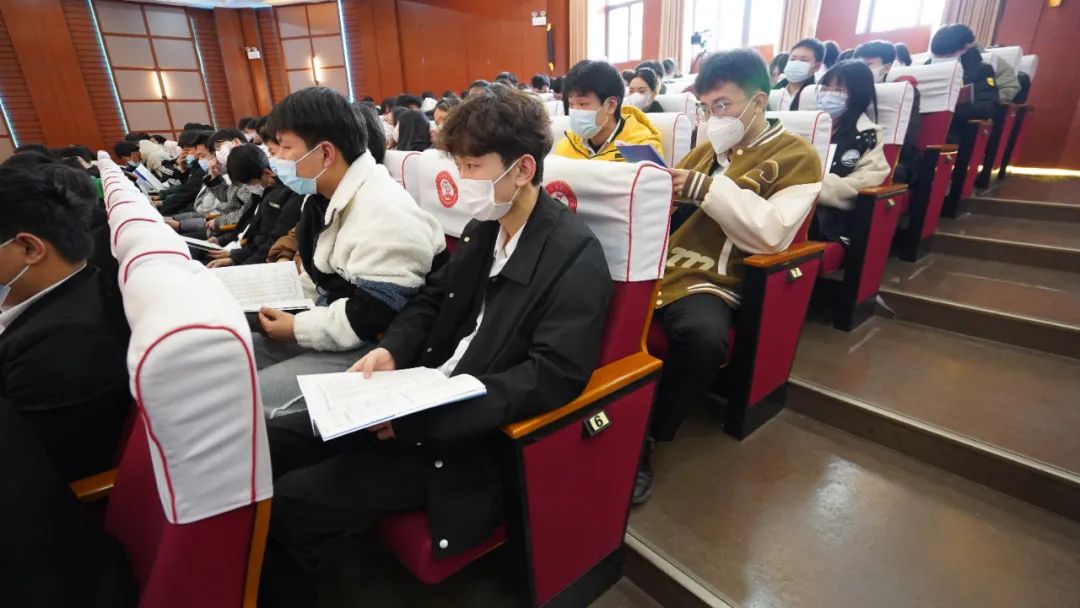 西安好的公办中职学校,西安市长安区职教中心最新变化