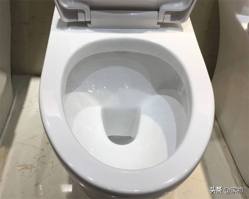 为省钱给家里装直冲马桶，用了1年麻烦多！真后悔没买虹吸式马桶