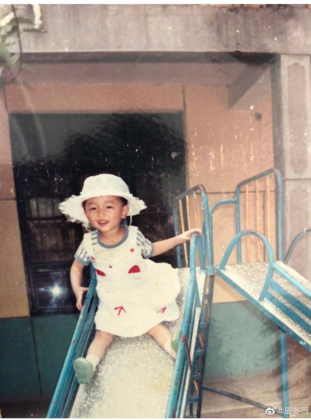 没有颜值没身材周冬雨为何如此红,其貌不扬的周冬雨为什么备受关注