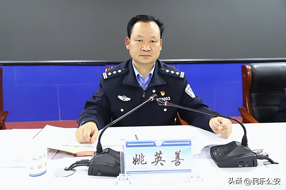 公安局汇报五一安保工作,县公安局多举措做好元旦安保