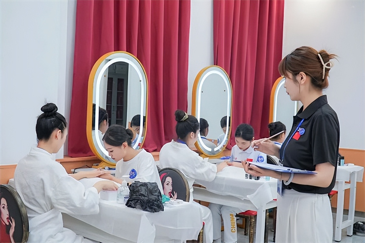 西安海棠职业学院职业技能大赛,西安海棠职业学院技能大赛