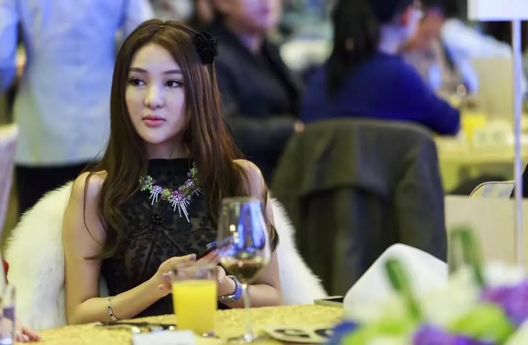 油价调整最新消息92汽油价格表,油价调整日最新消息92汽油价格