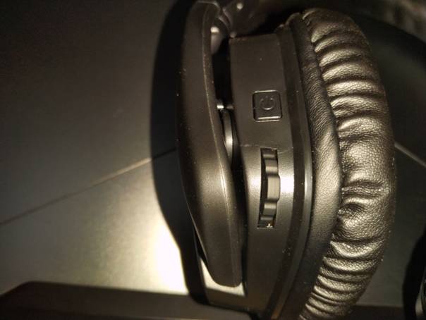 达尔优a710无线耳机打游戏必备,达尔优A710游戏耳机