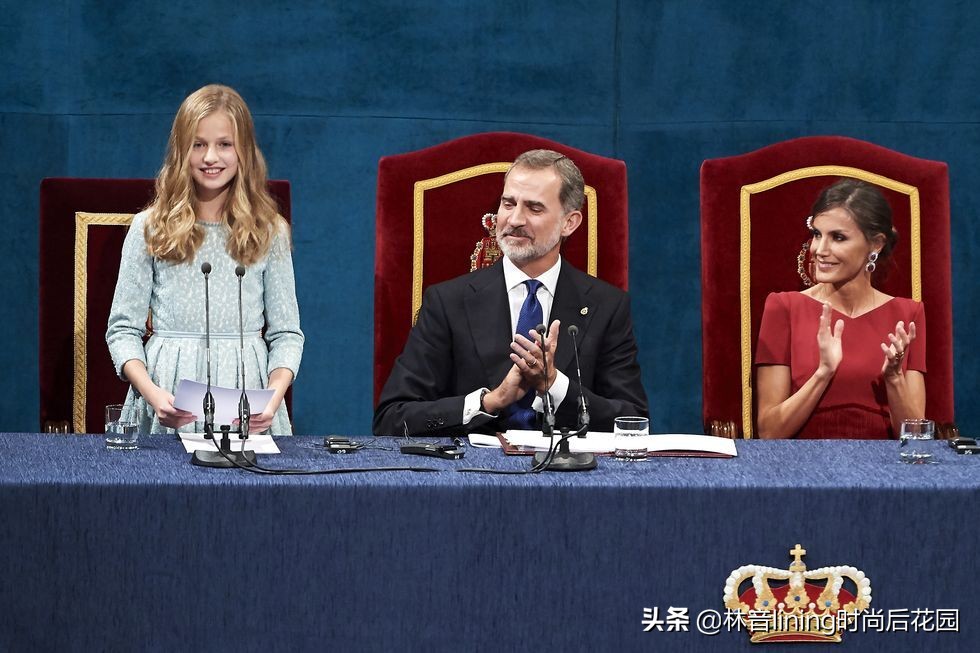 欧洲最美公主王储,欧洲王室公主穿衣过程