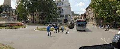 爽麻了！尺度美女全程飙车，它一回归，全球影迷都得高潮…