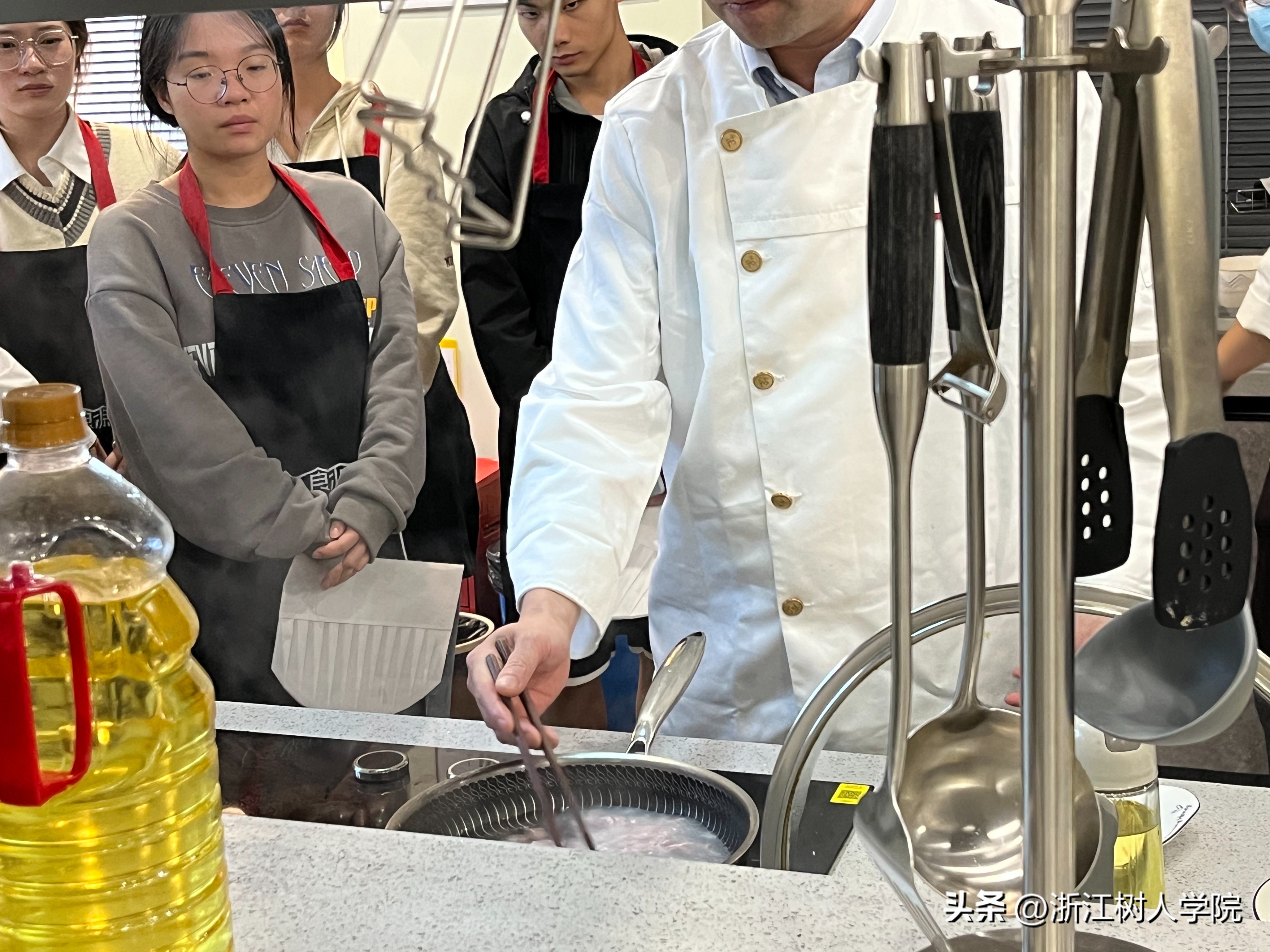 娴欐睙鏍戜汉瀛﹂櫌缇庨,娴欐睙鏍戜汉瀛﹂櫌鍘ㄨ壓浜ゆ祦