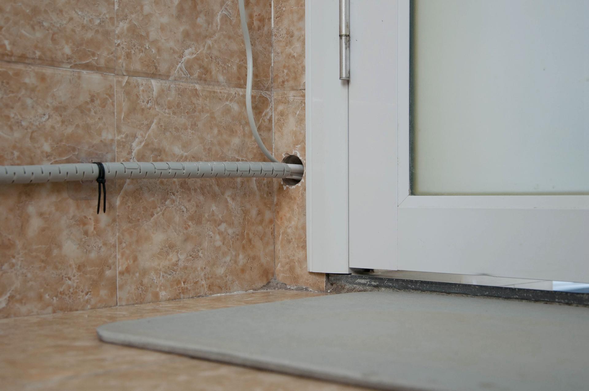 墙皮脱落用墙板装修,墙皮脱落可以直接装集成墙板么