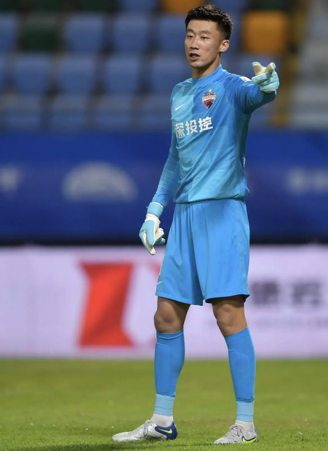 曝张鹭,国足门将张鹭被刑拘