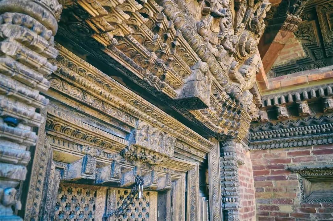 尼泊尔高山集市,尼泊尔被称为高山之国