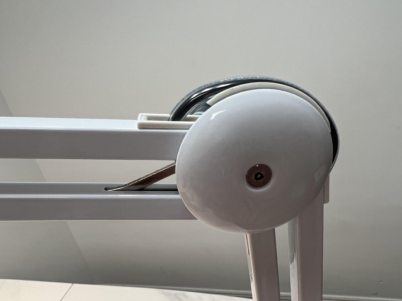 nir红光能用于照射眼睛么,nir红光护眼台灯靠谱吗