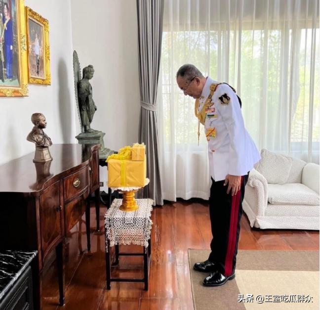 提帮功泰国贵妃正式复位,泰国十世贵妃
