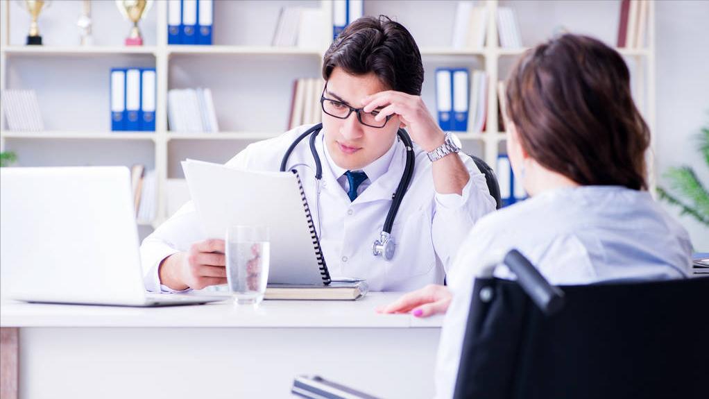 有一种翘臀叫骨盆前倾,翘臀但是肚子是平的是骨盆前倾吗