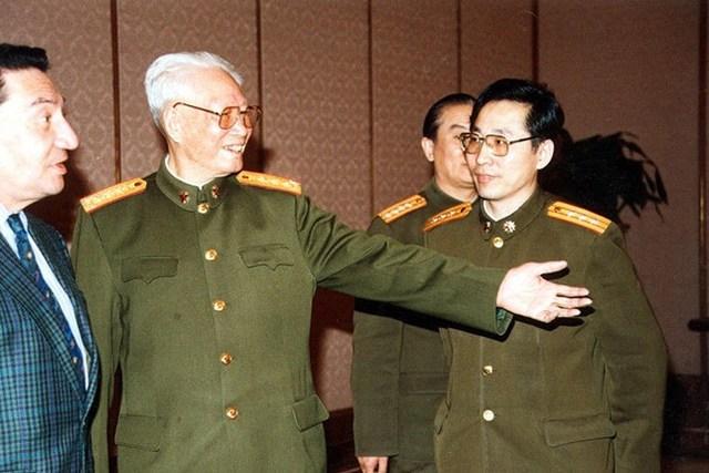 上将张震：为国出生入死，官至军委副主席，却为一个人抱憾终身