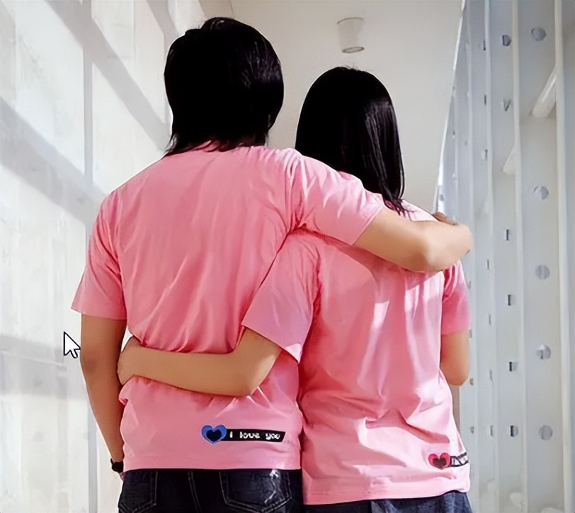 为什么男人的丁丁，普遍偏左？